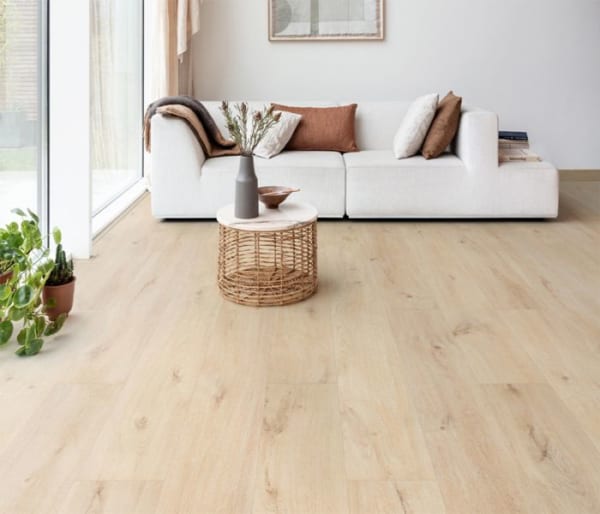 Phòng khách dừng sàn gỗ