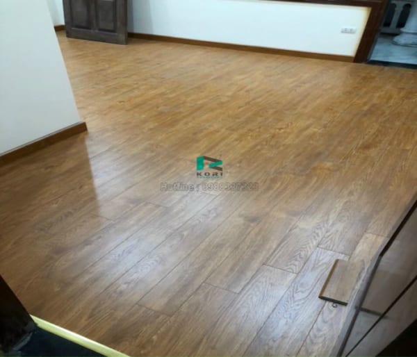 Sàn gỗ công nghiệp nhập khẩu