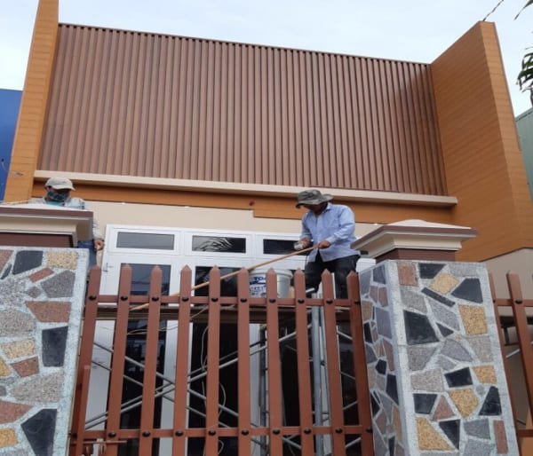 Các bước đặt hàng thi công ốp tường gỗ nhựa ngoài trời